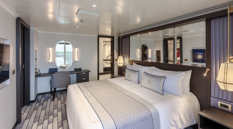 Queen's Grill Suite (Q4-Q3)