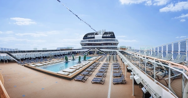 pool deck
