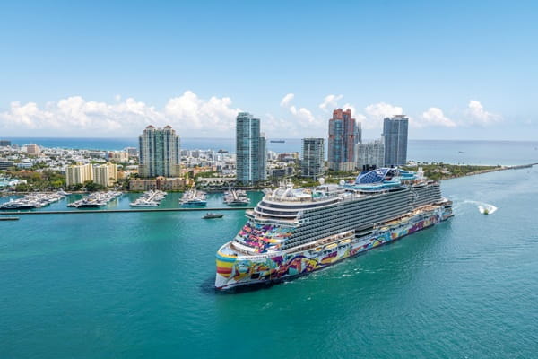 Norwegian Cruise Line Norwegian Aqua