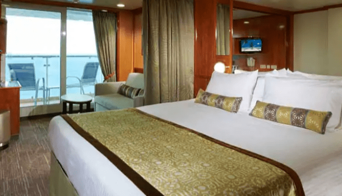 Club Balcony Suite