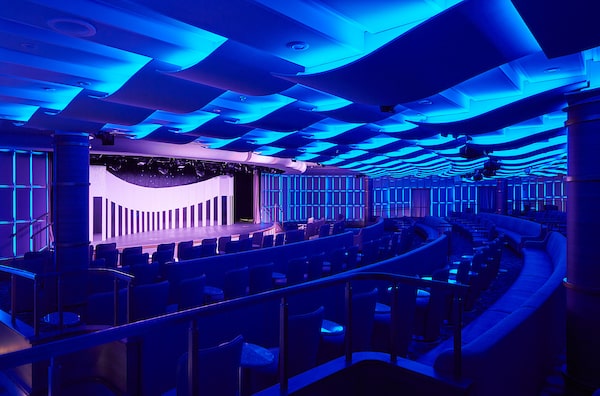 venetian lounge