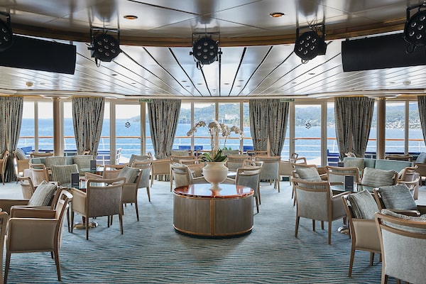 panorama lounge